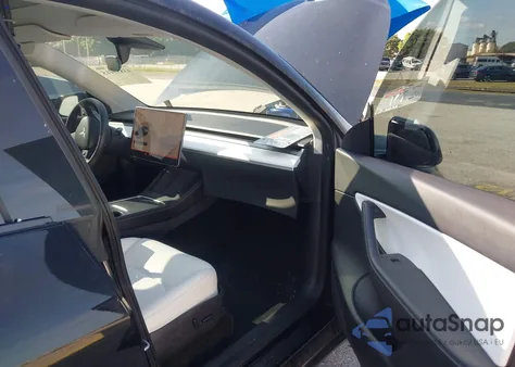 2021 Tesla Model Y Long Range Dual Motor All-Wheel Drive from USA, damaged, VIN 5YJYGDEE6MF189836